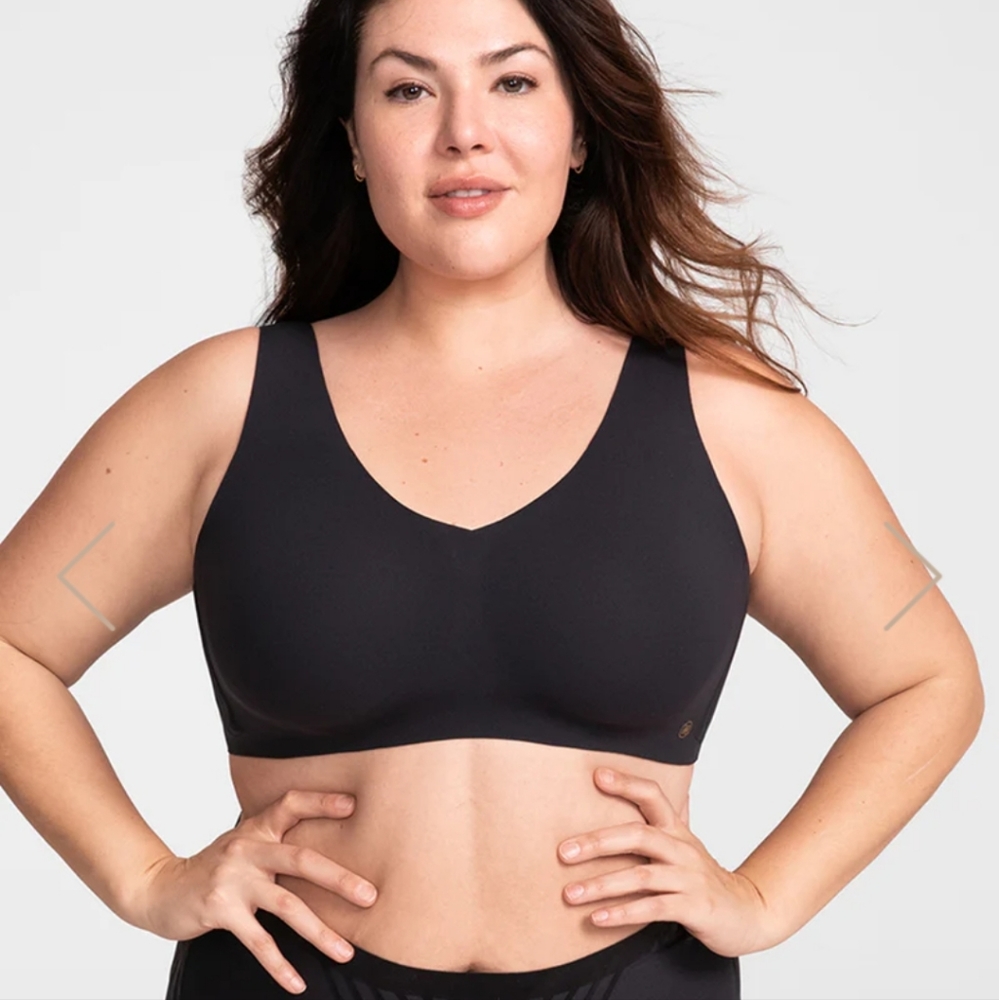 EUC Honeylove Size 1X Black Wireless V-Neck Bra